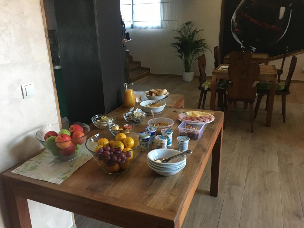 Guesthouse Noce Ζάγκρεμπ Εξωτερικό φωτογραφία